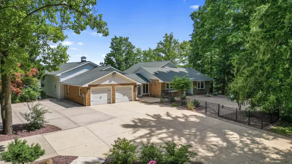 $1,525,000 | 15665 Portage Road, Vicksburg, MI 49097