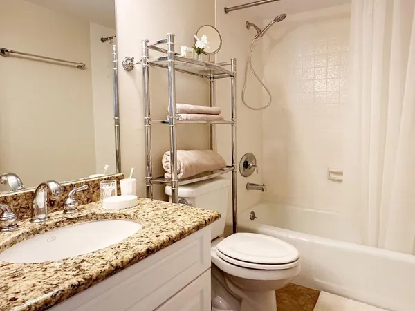 $970,000 | 300 South Collier Boulevard, Unit 1002, Marco Island, FL 34145