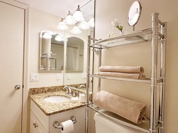 $970,000 | 300 South Collier Boulevard, Unit 1002, Marco Island, FL 34145