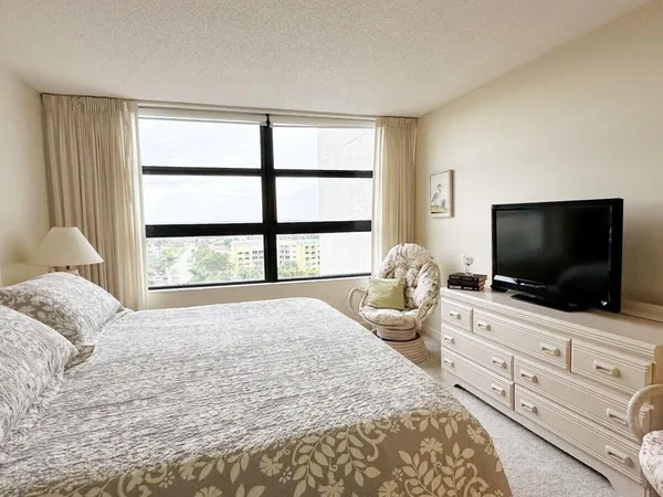 $970,000 | 300 South Collier Boulevard, Unit 1002, Marco Island, FL 34145