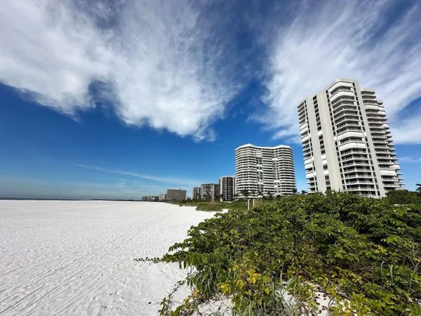$970,000 | 300 South Collier Boulevard, Unit 1002, Marco Island, FL 34145