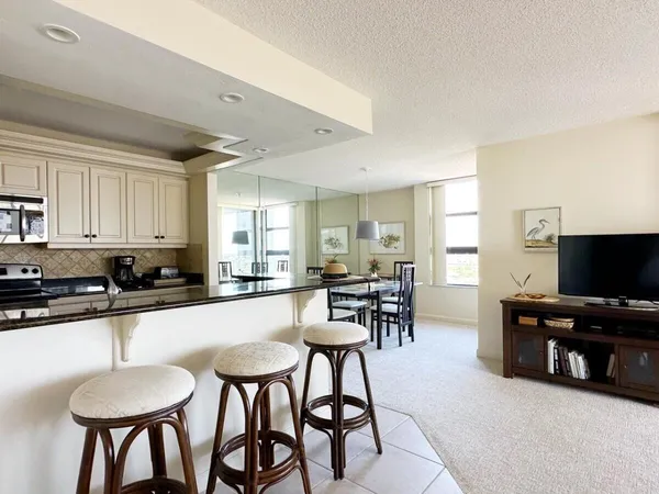 $970,000 | 300 South Collier Boulevard, Unit 1002, Marco Island, FL 34145