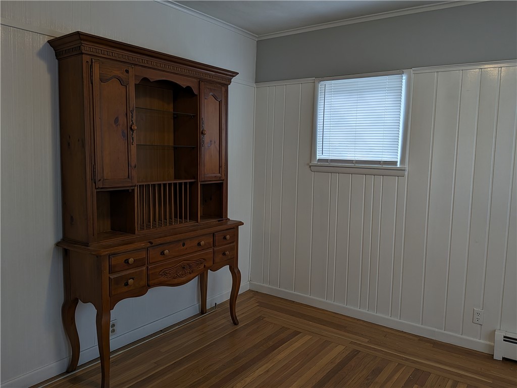 127 Friendly Road Cranston, RI 02910 - Photo 5 of 13