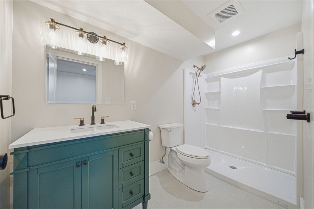 62 Claybrook Road Dover, MA 02030 - Photo 33 of 41