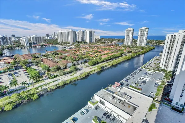 $2,900 | 3625 North Country Club Drive, Unit 2310, Aventura, FL 33180