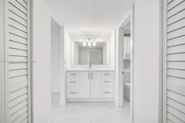 $2,900 | 3625 North Country Club Drive, Unit 2310, Aventura, FL 33180