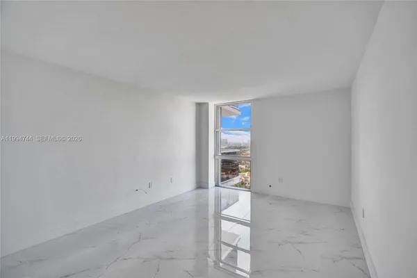 $2,900 | 3625 North Country Club Drive, Unit 2310, Aventura, FL 33180