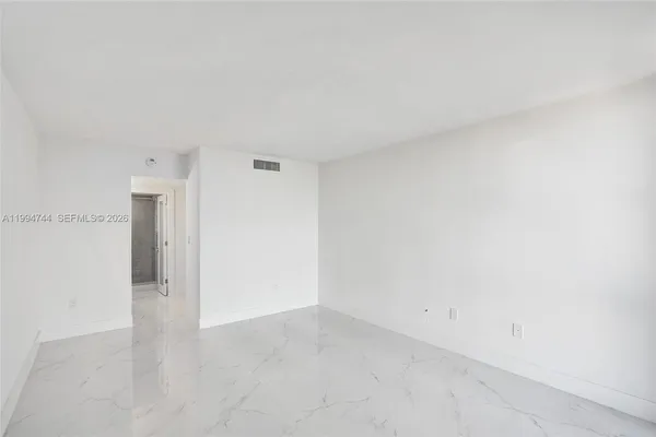 $2,900 | 3625 North Country Club Drive, Unit 2310, Aventura, FL 33180