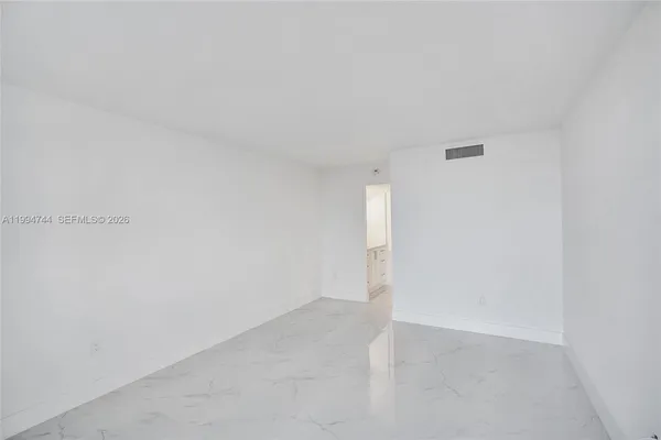 $2,900 | 3625 North Country Club Drive, Unit 2310, Aventura, FL 33180