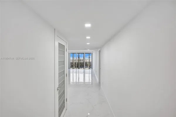 $2,900 | 3625 North Country Club Drive, Unit 2310, Aventura, FL 33180