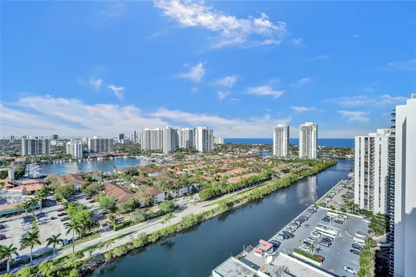 $2,900 | 3625 North Country Club Drive, Unit 2310, Aventura, FL 33180
