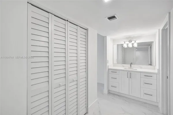 $2,900 | 3625 North Country Club Drive, Unit 2310, Aventura, FL 33180