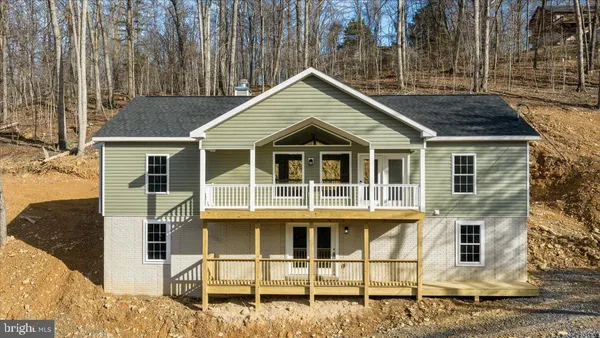 $450,000 | 434 Old Oak Lane, Front Royal, VA 22630