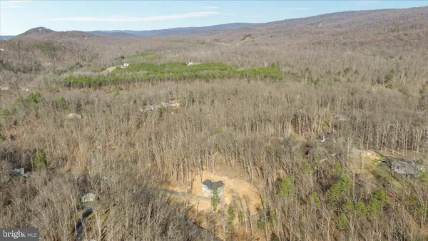 $450,000 | 434 Old Oak Lane, Front Royal, VA 22630