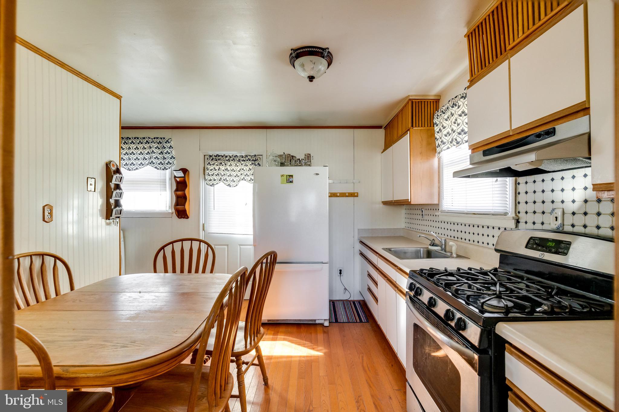 714 Wayne Road Lindenwold, NJ 08021 - Photo 9 of 23