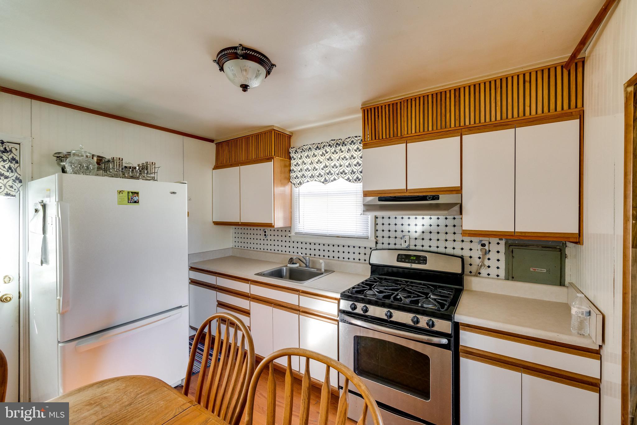 714 Wayne Road Lindenwold, NJ 08021 - Photo 10 of 23