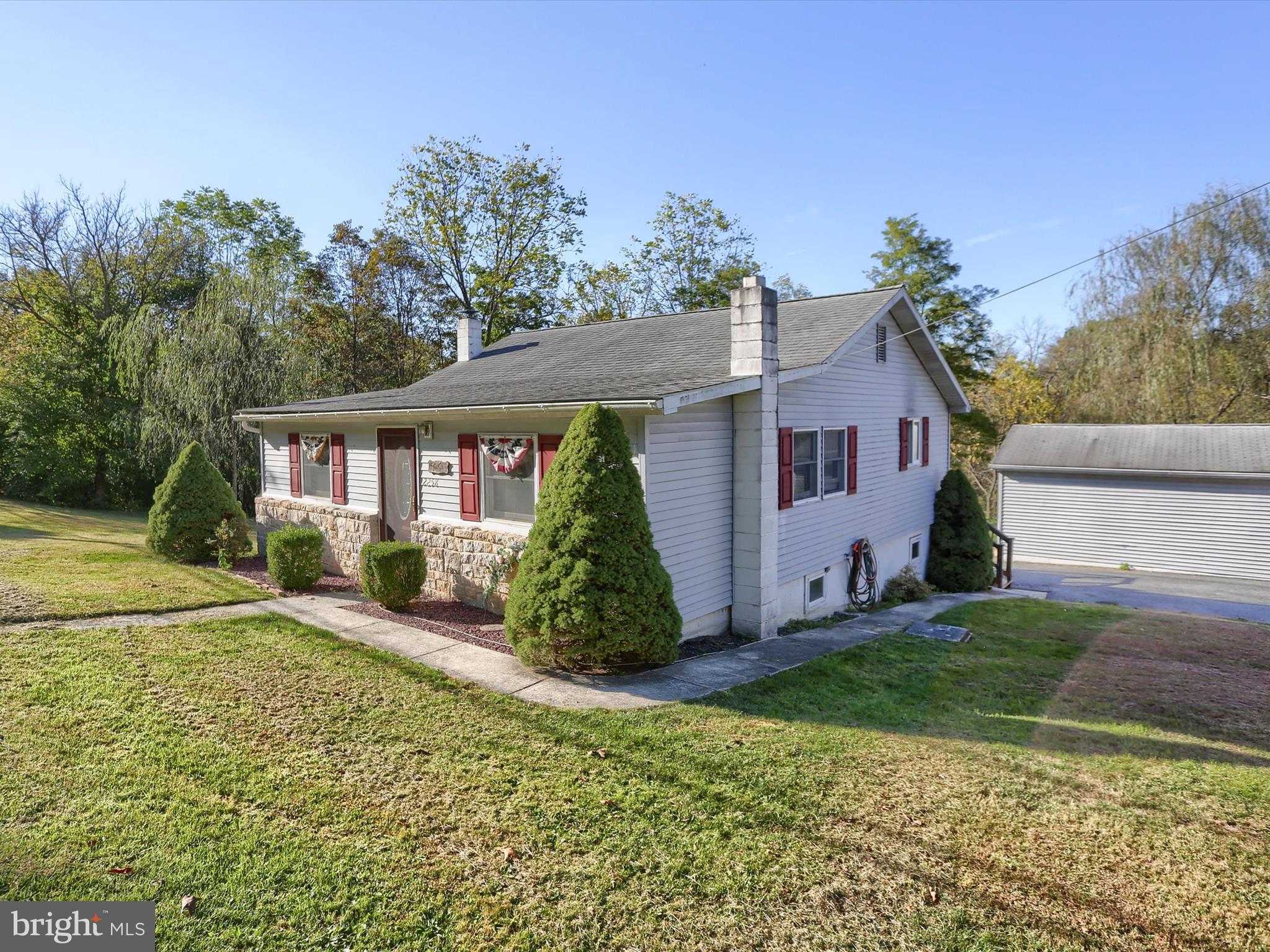 2258 Quarry Road Lebanon, PA 17046 - Photo 4 of 65 Gallery Image 4