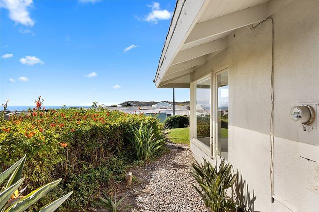 a view of a terrace with plants