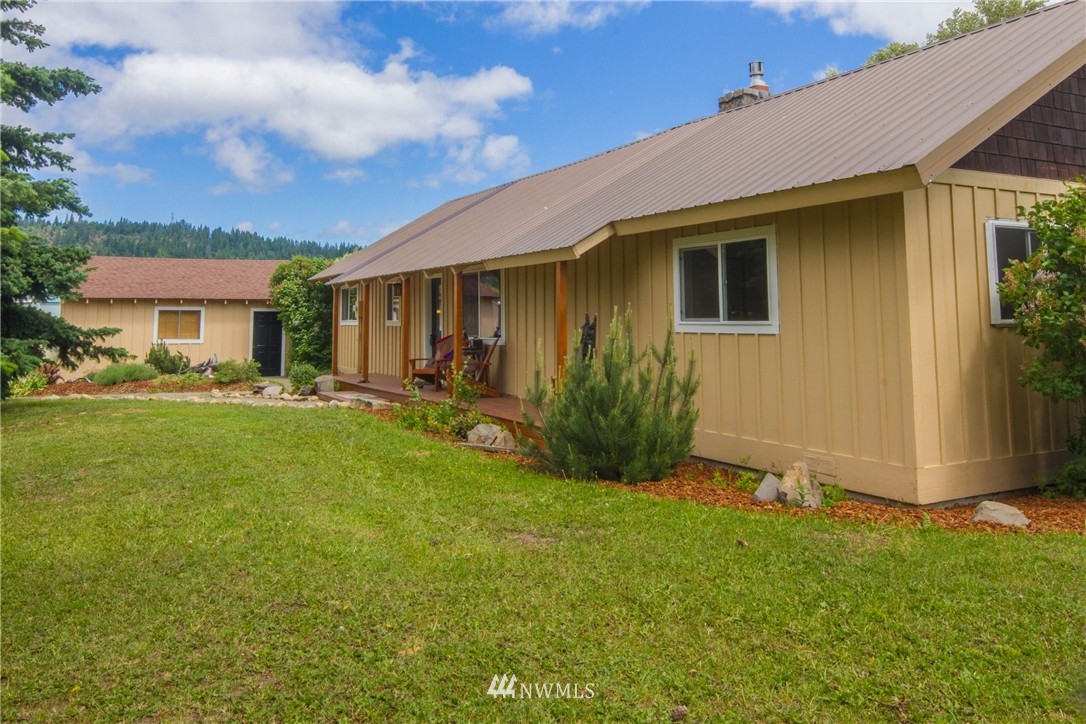 120 3 Lakes Road Cle Elum, WA 98922 - Photo 3 of 25