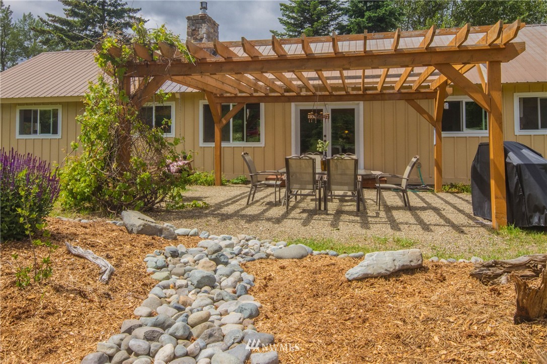 120 3 Lakes Road Cle Elum, WA 98922 - Photo 4 of 25