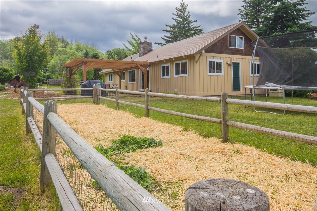 120 3 Lakes Road Cle Elum, WA 98922 - Photo 5 of 25