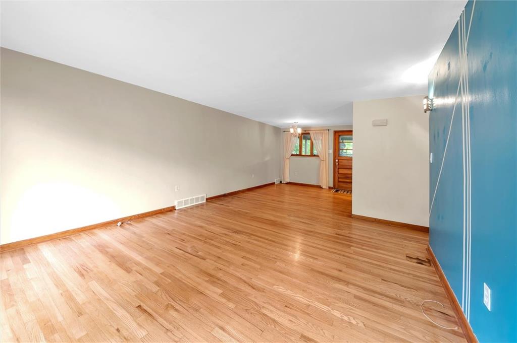 1120 Harvard Road Monroeville, PA 15146 - Photo 2 of 24 Gallery Image 2