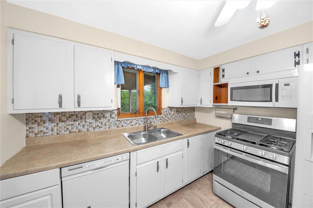 1120 Harvard Road Monroeville, PA 15146 - Photo 6 of 24 Gallery Image 6