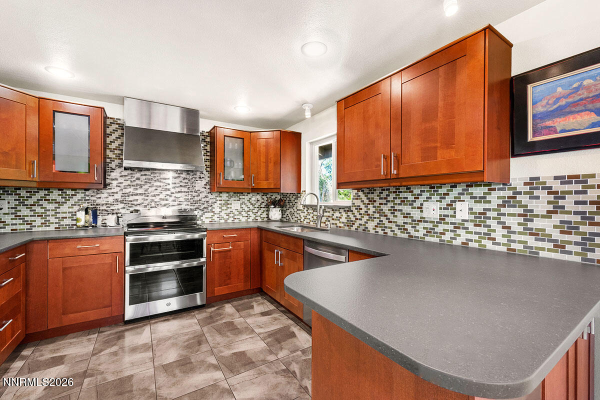 2681 Markridge Drive Reno, NV 89509 - Photo 8 of 38 _NZF4014
