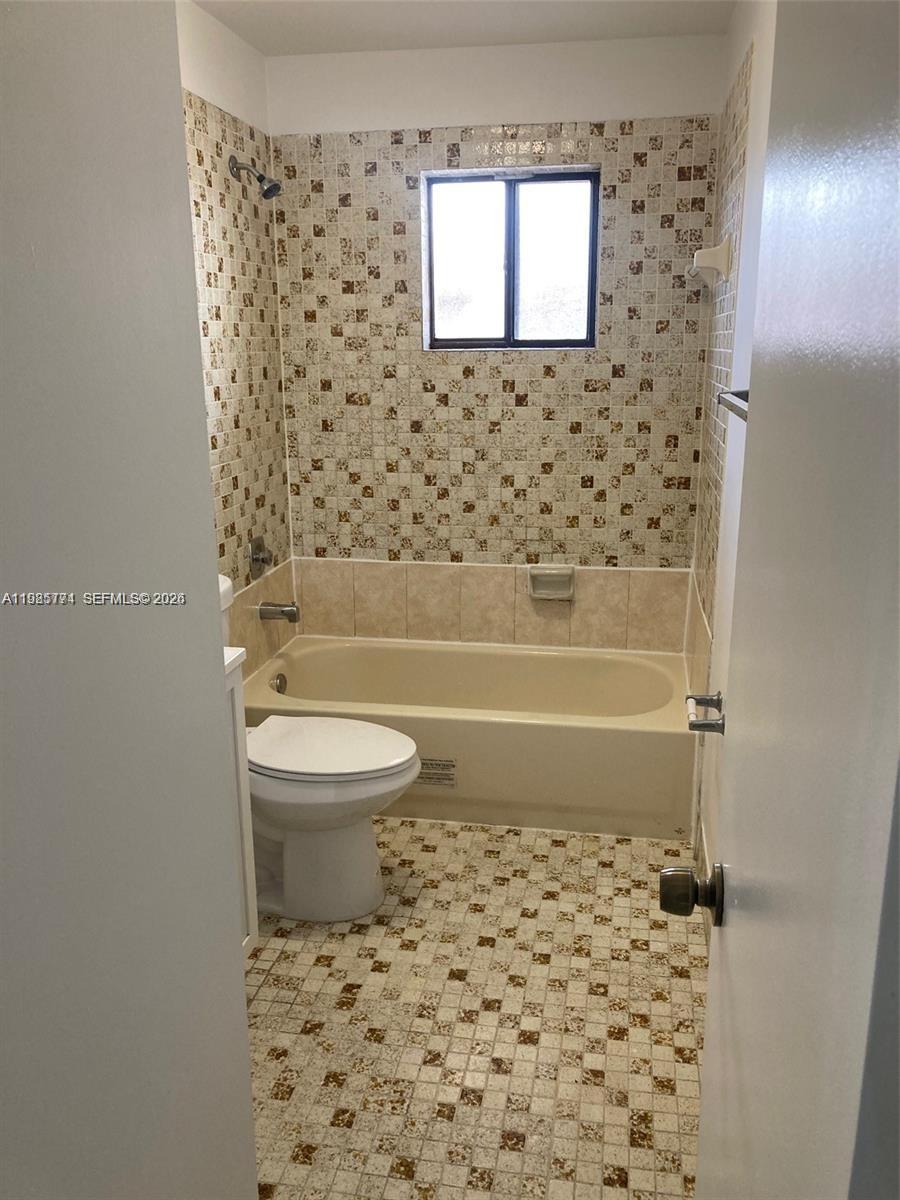 8420 Southwest 133rd Avenue Road, Unit 422 Miami, FL 33183 - Photo 12 of 35
