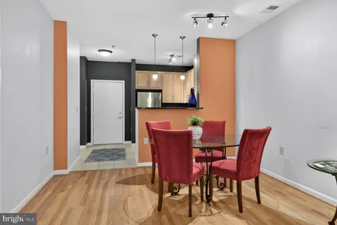 $315,000 | 1201 East-West Highway, Unit 413, Silver Spring, MD 20910