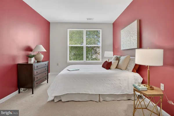 $315,000 | 1201 East-West Highway, Unit 413, Silver Spring, MD 20910