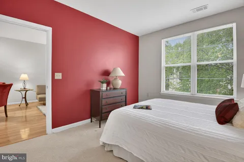 $315,000 | 1201 East-West Highway, Unit 413, Silver Spring, MD 20910