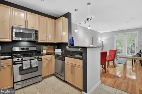 $315,000 | 1201 East-West Highway, Unit 413, Silver Spring, MD 20910