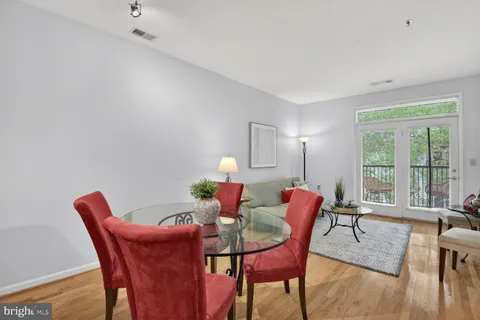 $315,000 | 1201 East-West Highway, Unit 413, Silver Spring, MD 20910