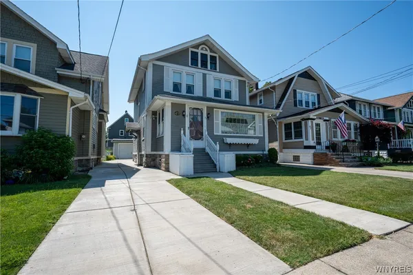 $249,000 | 49 Edgewood Avenue, Buffalo, NY 14220