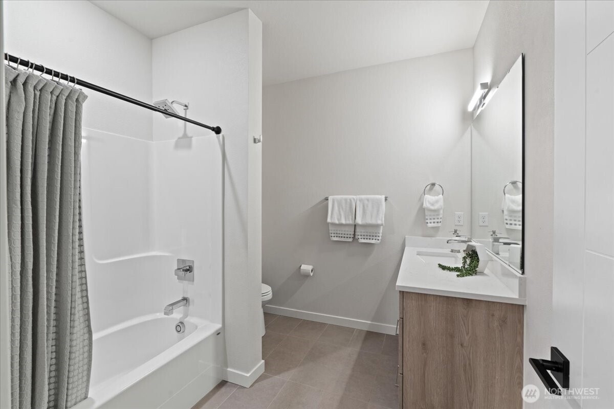17335 90th Drive Northeast, Unit B Bothell, WA 98011 - Photo 33 of 39