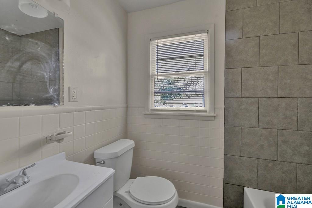 156 Ohio Circle Birmingham, AL 35214 - Photo 13 of 14