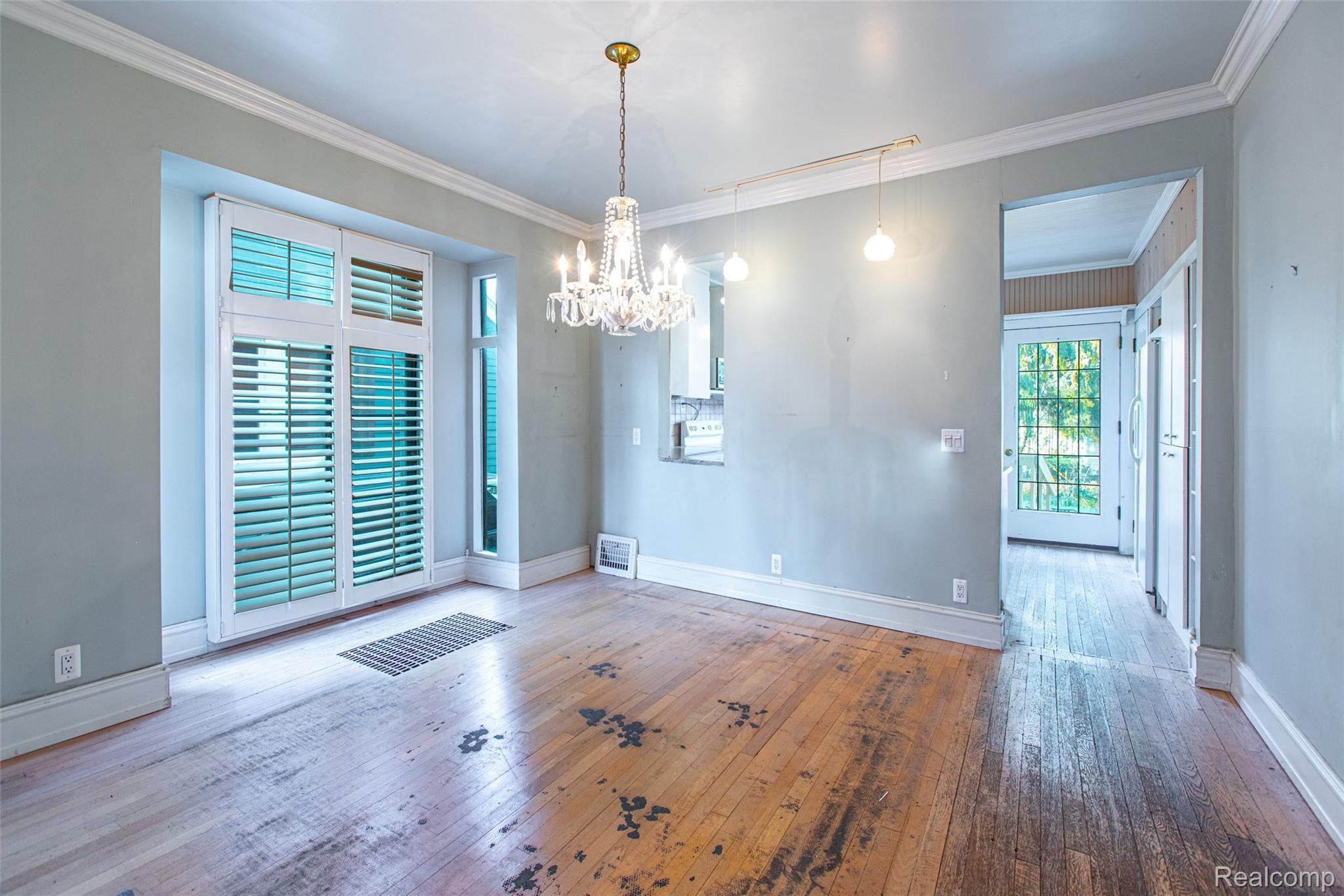 85 Amherst Road Pleasant Ridge, MI 48069 - Photo 7 of 43 -21.jpg
