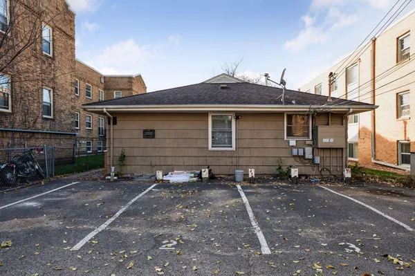 $1,450 | 3513 Emerson Avenue South, Minneapolis, MN 55408