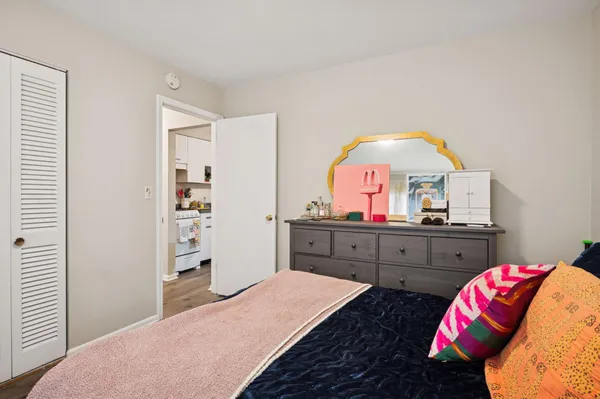 $1,450 | 3513 Emerson Avenue South, Minneapolis, MN 55408