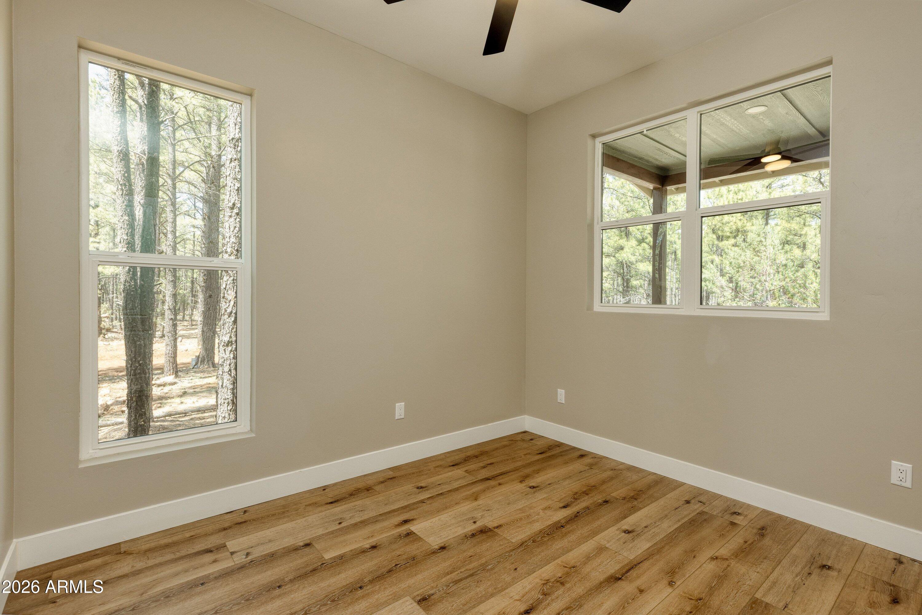 913 Birdsong Way Pinetop, AZ 85935 - Photo 16 of 34 020_photo20_913_birdsong_way_sl_tamie_57