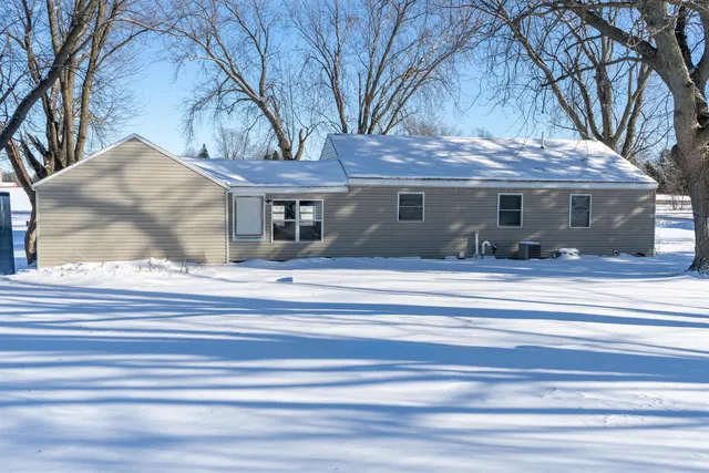 $225,000 | 1307 Elo Road, Oshkosh, WI 54904
