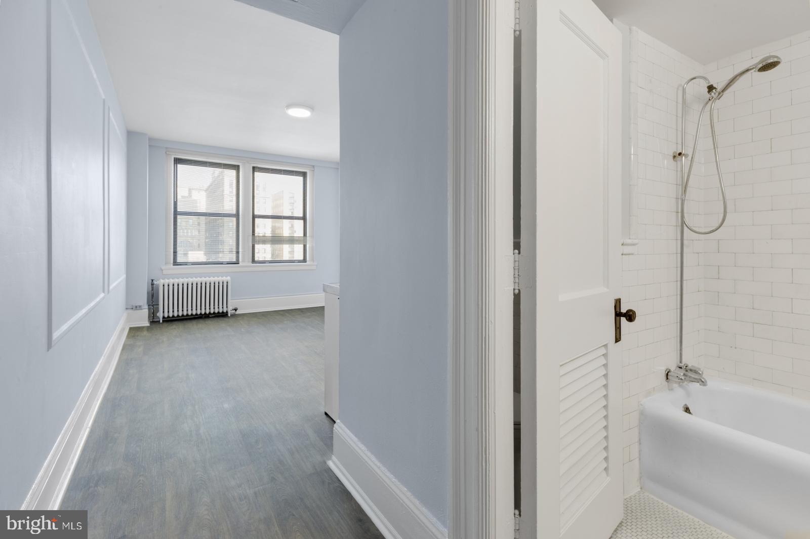 1324 Locust Street, Unit 907 Philadelphia, PA 19107 - Photo 3 of 21 Gallery Image 3