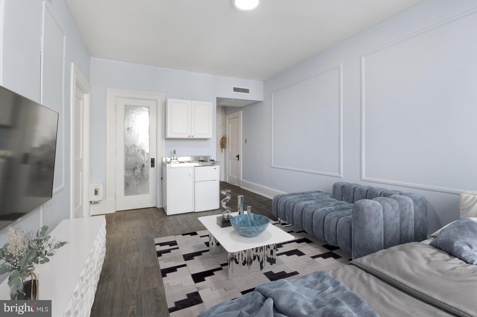 1324 Locust Street, Unit 907 Philadelphia, PA 19107 - Photo 8 of 21 Gallery Image 8
