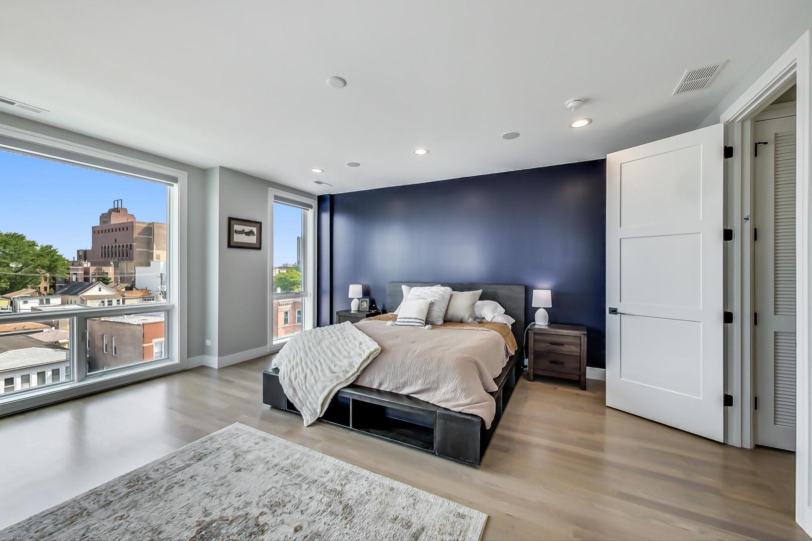 2429 West Augusta Boulevard, Unit 3 Chicago, IL 60622 - Photo 15 of 24