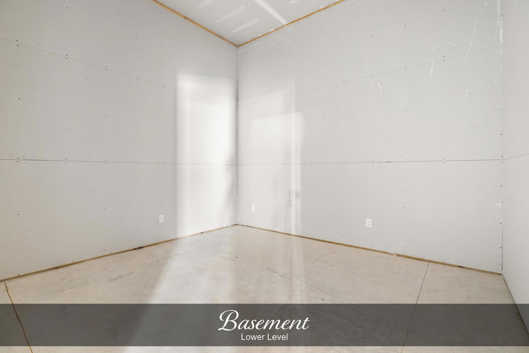 4531 Window Cliff Road Baxter, TN 38544 - Photo 20 of 31 a view of an empty room