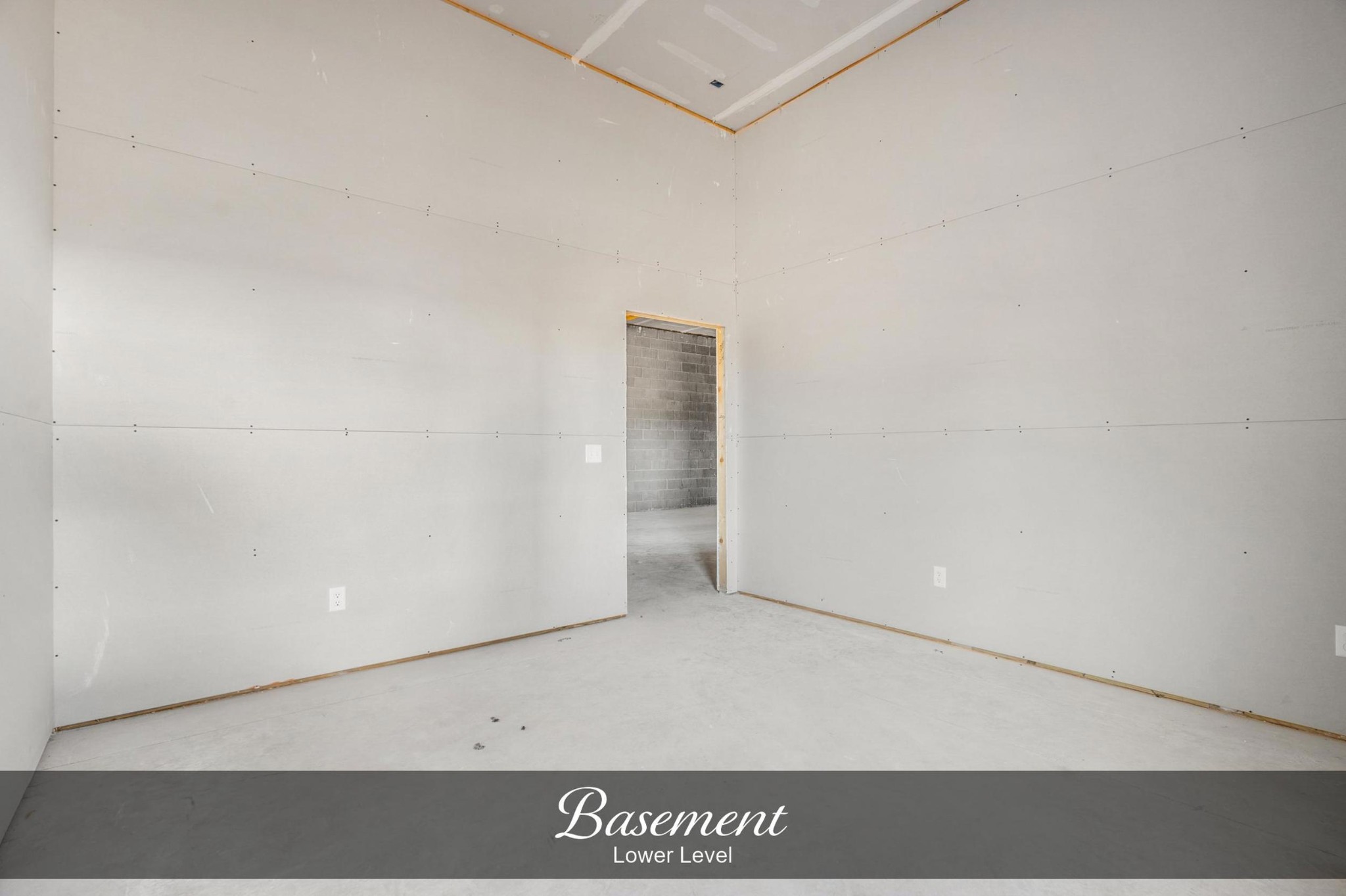 4531 Window Cliff Road Baxter, TN 38544 - Photo 22 of 31 a view of an empty room