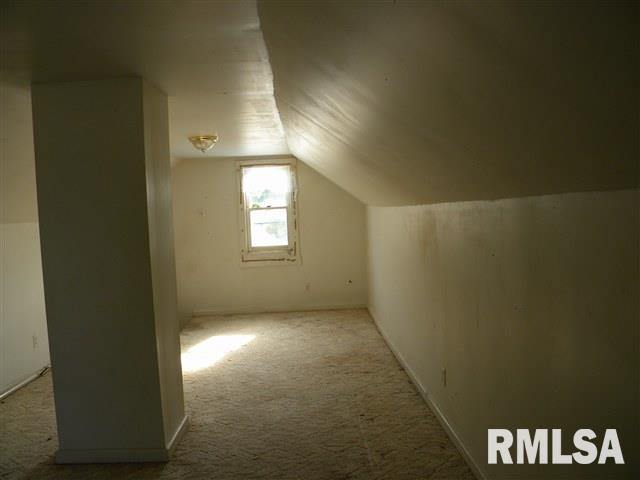 804 North Kickapoo Street Lincoln, IL 62656 - Photo 5 of 8 Gallery Image 5