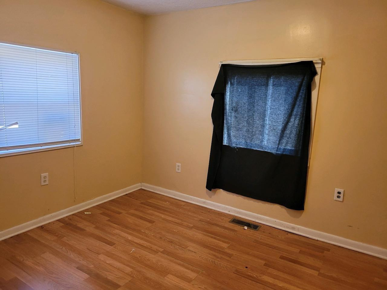 12361 Tuttle Hill Road Milan, MI 48160 - Photo 11 of 12 Photo 11