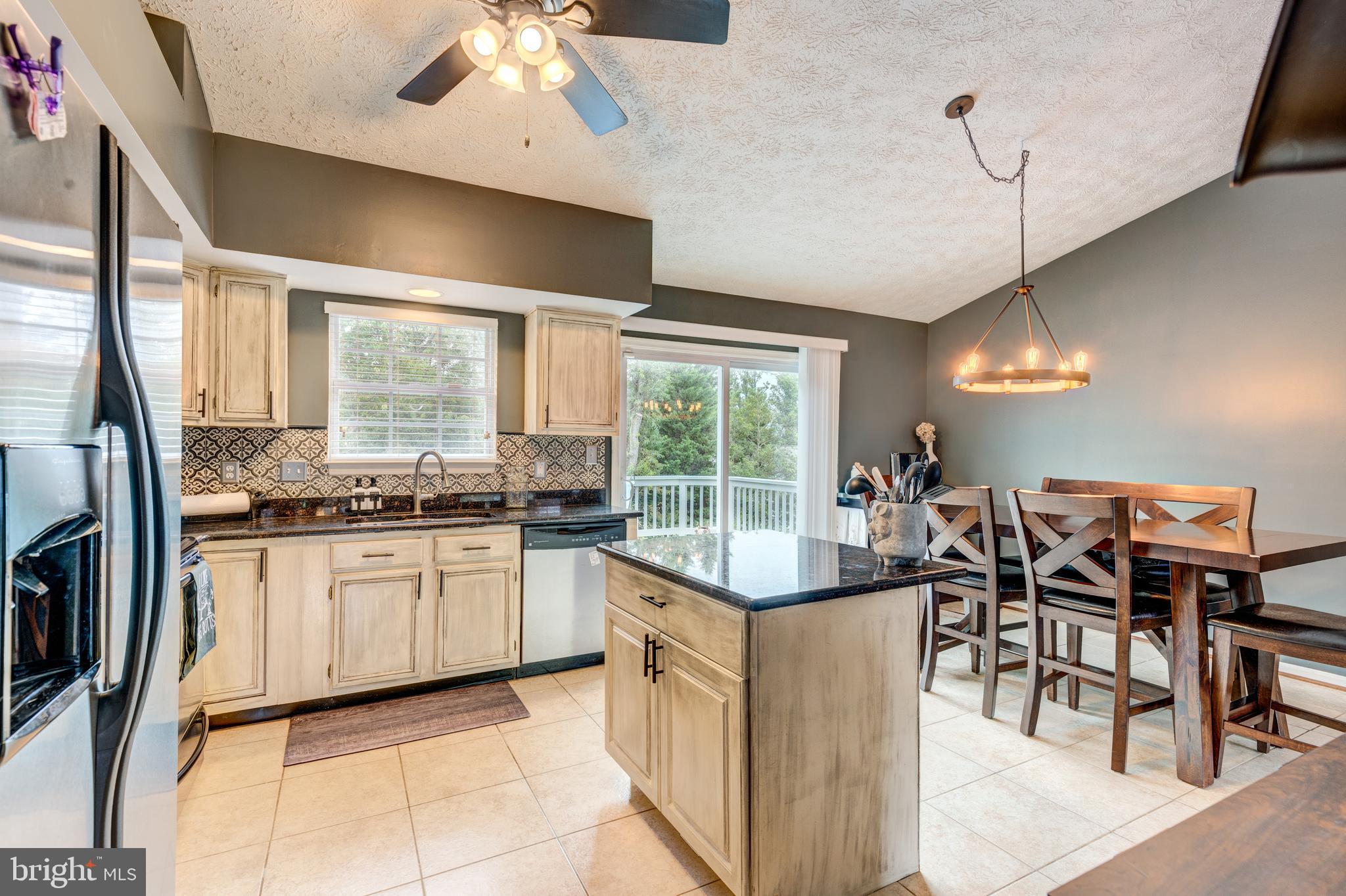 2319 Golden Chapel Road Odenton, MD 21113 - Photo 7 of 38